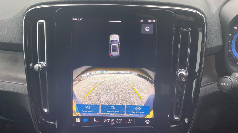 Volvo XC40 175kW Recharge Plus 69kWh 5dr Auto Electric Estate